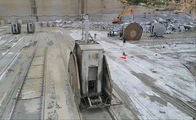 granite quarry mining machine